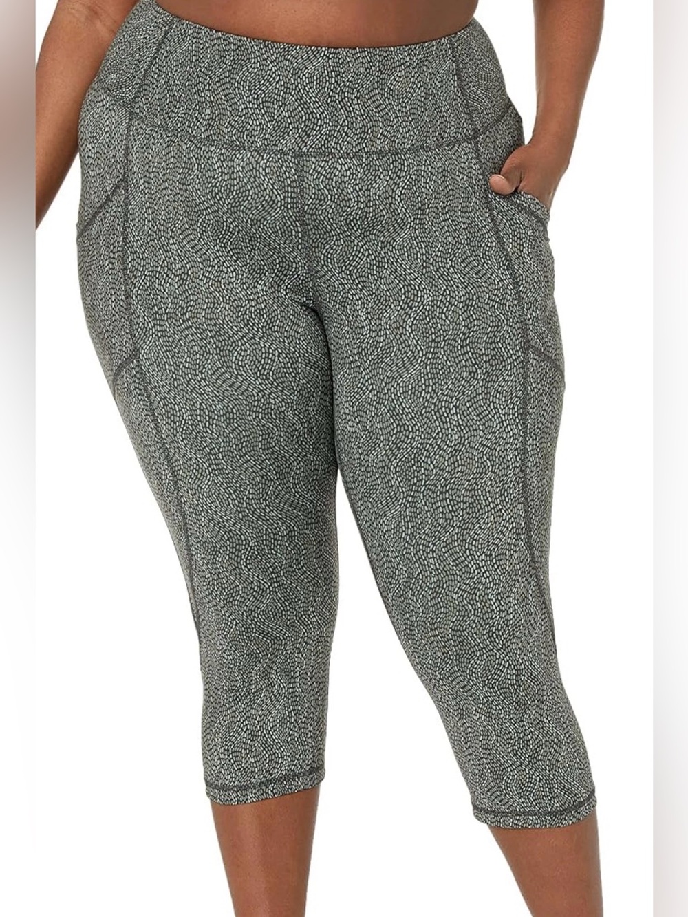 Amazon Essentials Women’s Plus 3X Active Sculpt High-Waisted Cropped Leggings